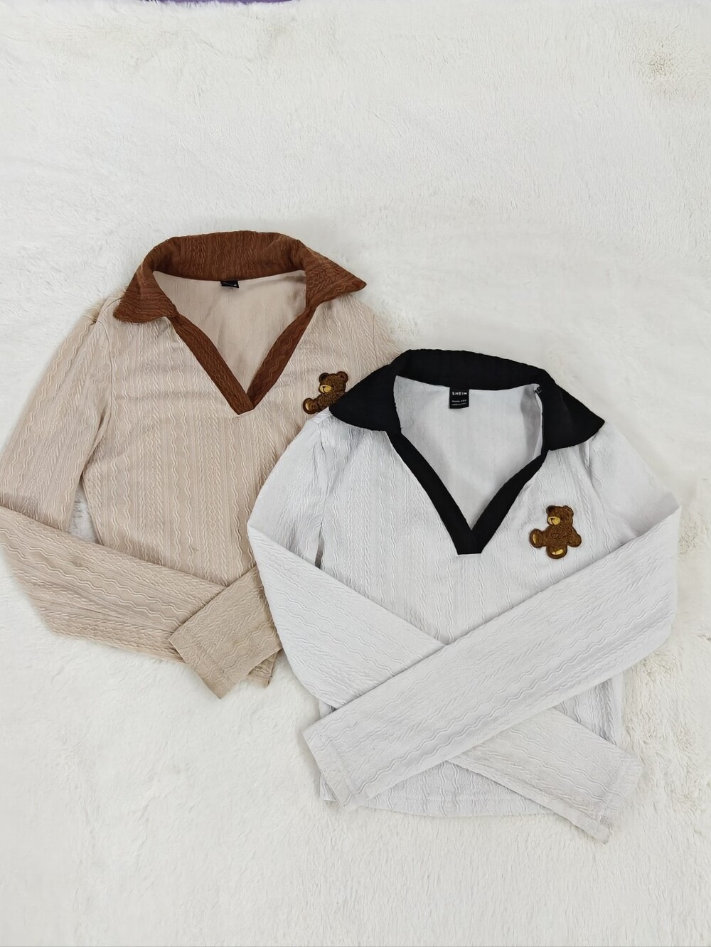 Beige & White Long-Sleeve V-Neck Tops with Teddy Patch